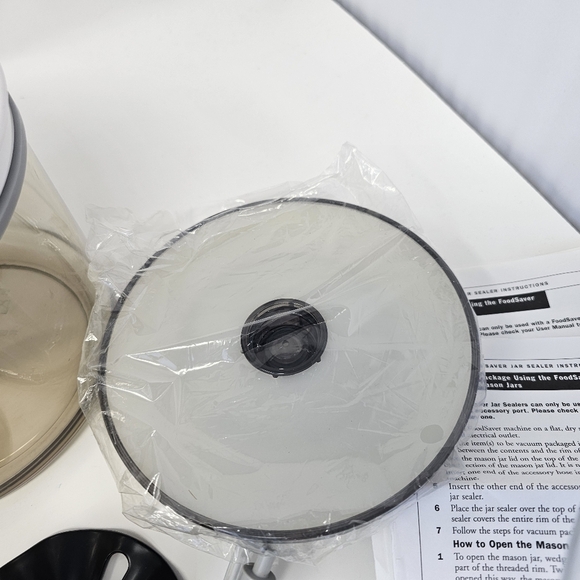 Food Storage Container Set with White Lids - Picture 10 of 15